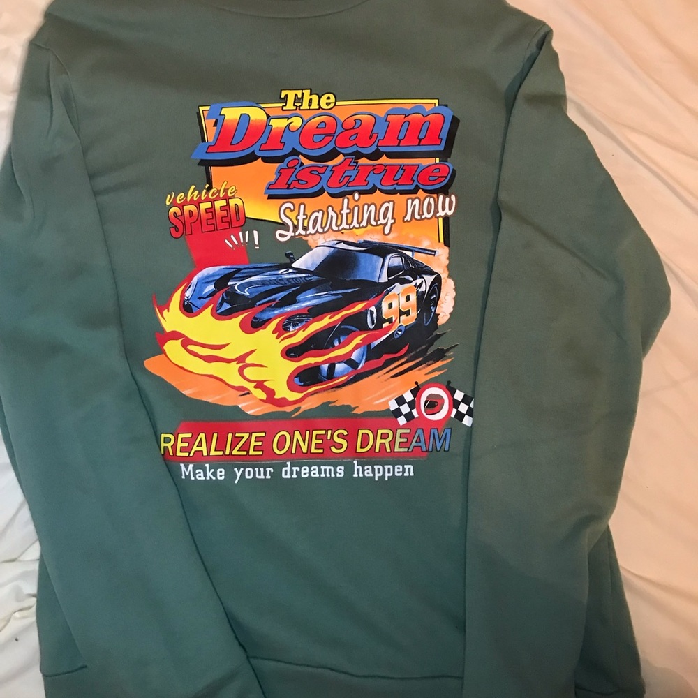 Long-Sleeved Graphic Shirt